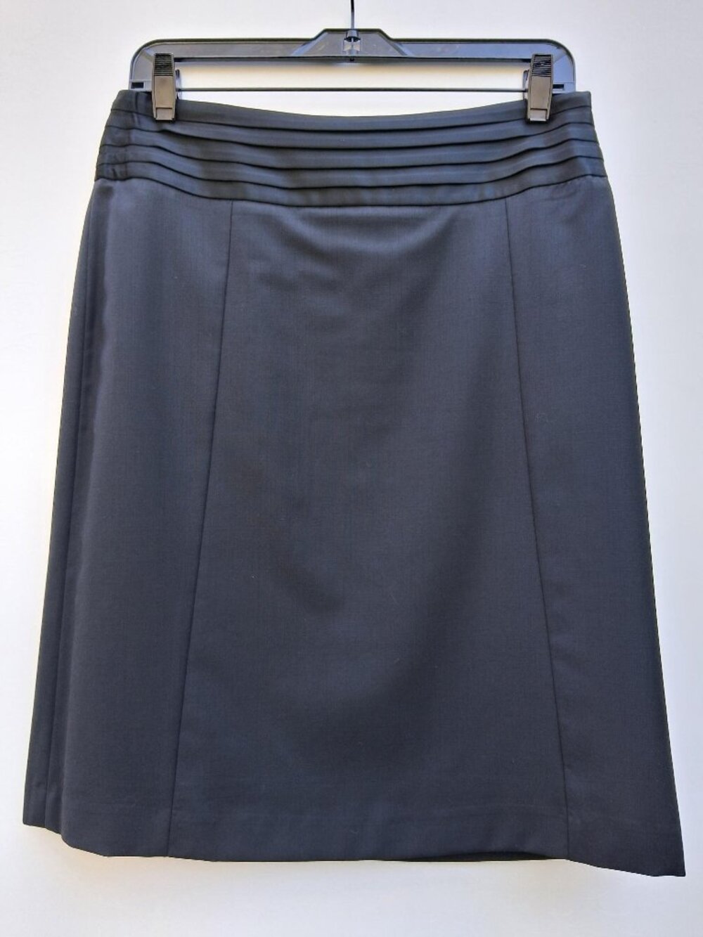 TOMMY HILFIGER wool pencil knee-length skirt pleated waistband, black (size M)
